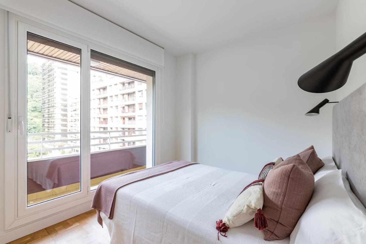 New Amara Suite Friends & Families Parking سان سيباستيان المظهر الخارجي الصورة
